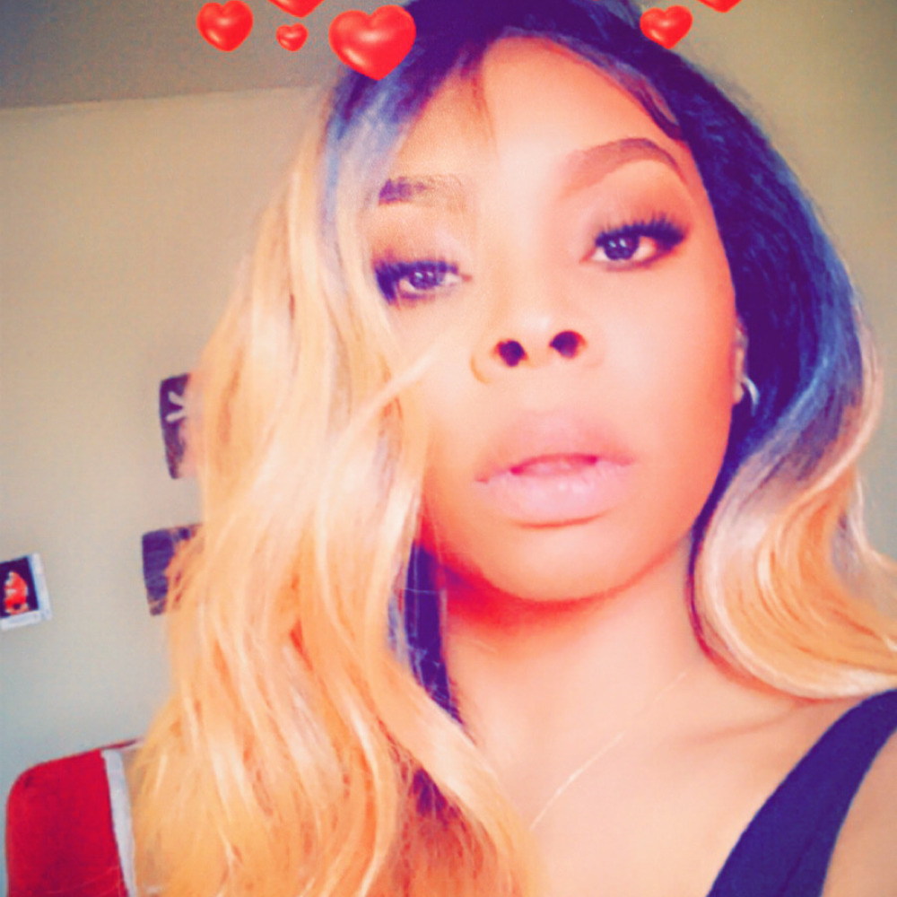 Meet your Posher, Taniqua